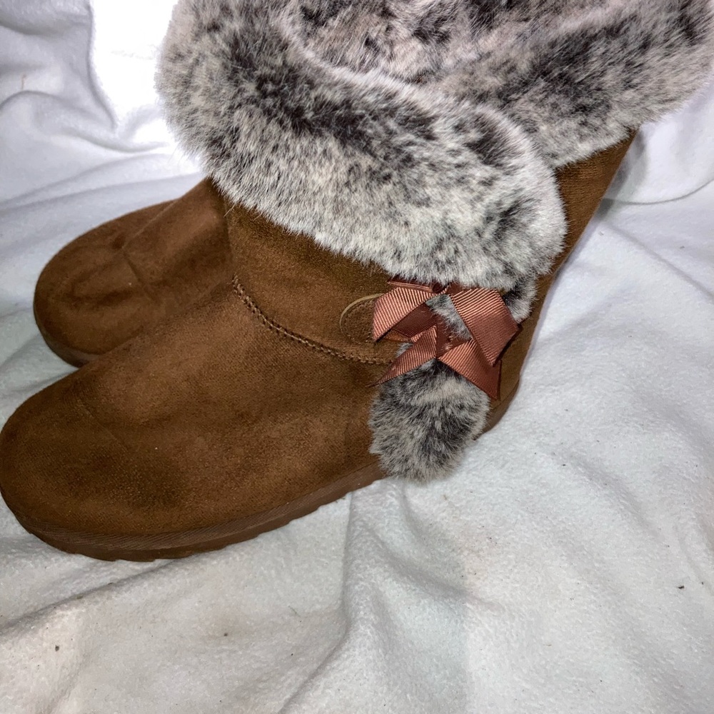 Girls boot - Picture 2 of 4